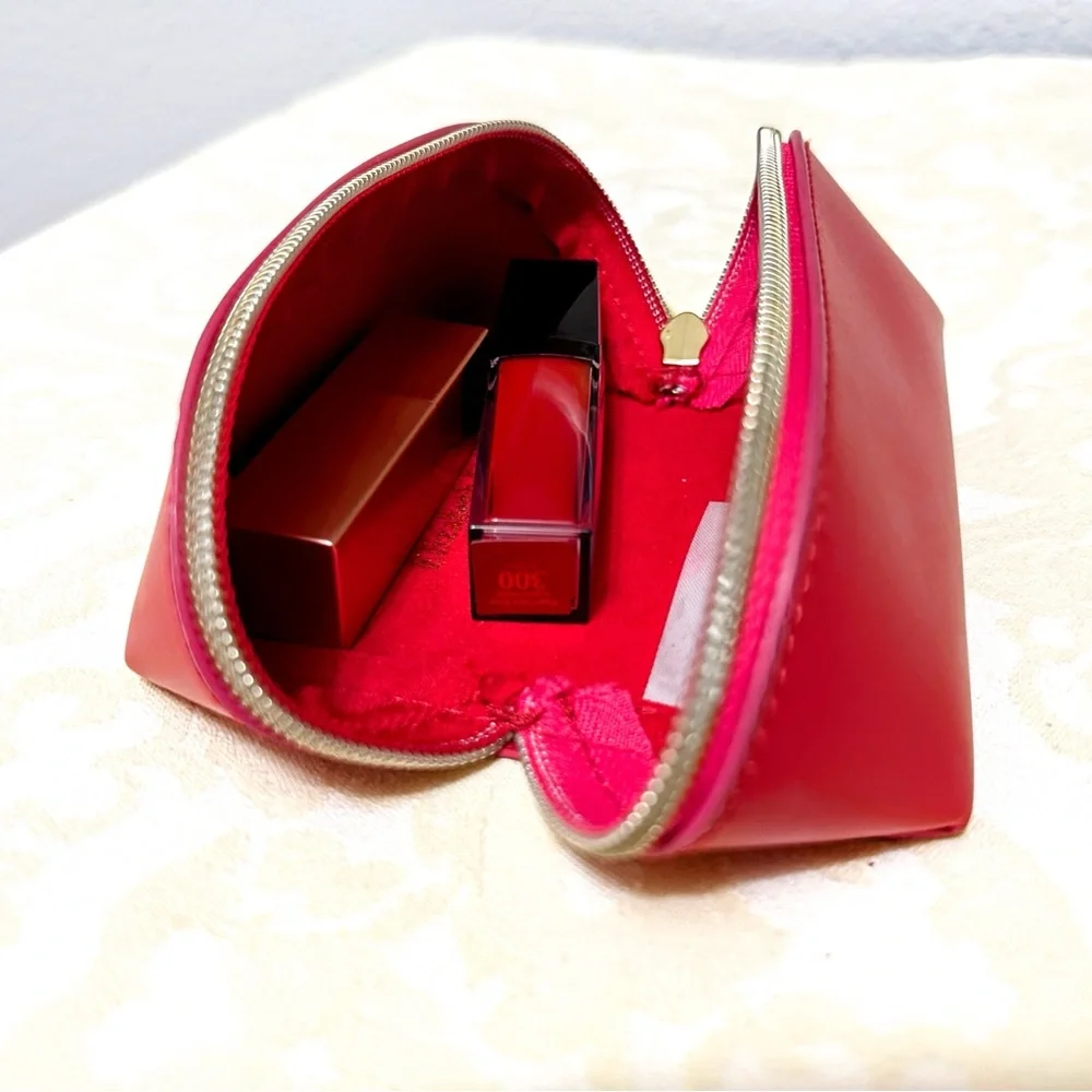 Elizabeth Arden Mini Red Cosmetic Bag Makeup Pouch NWOT